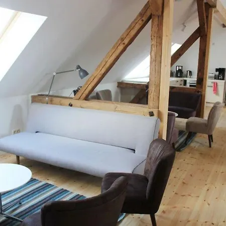Postel Hostal