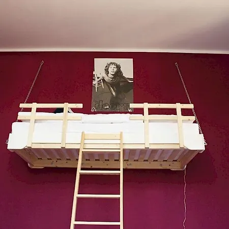 Postel Hostal